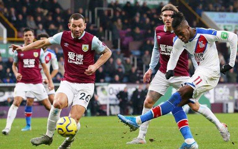 Soi kèo phạt góc Burnley vs Crystal Palace 22h00 ngày 4/11: Đại bàng săn mồi  - Ảnh 1